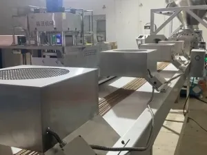 تركيب المعدات وخطوط الإنتاج في مواقع عملاؤنا