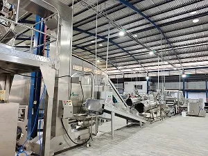 تركيب المعدات وخطوط الإنتاج في مواقع عملاؤنا